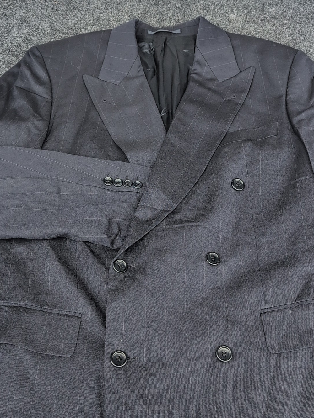 Hugo Boss Jacket Mens 44L Gray Chalkstripe Super 100 Wool Double Breasted Peak